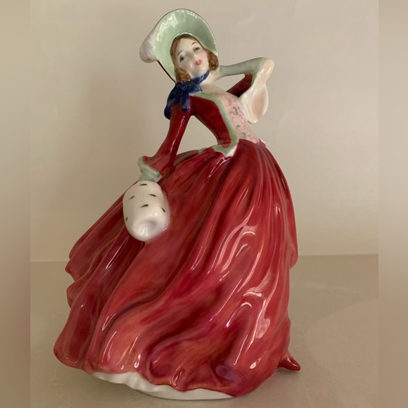 Royal Doulton “Autumn Breezes”  HN1934 porcelain figurine - Picture 2 of 5